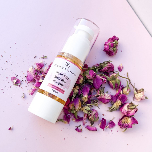 🌹 Huile de Rose Cosmétique – Macération Naturelle